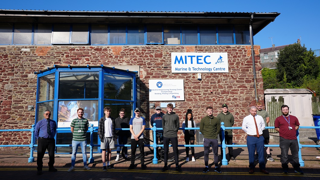 Group pic of all ECITB Scholars at Pembrokeshire College