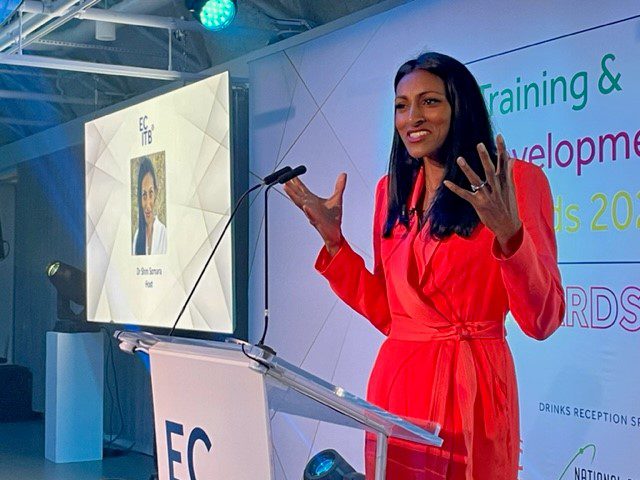 Dr Shini Somara