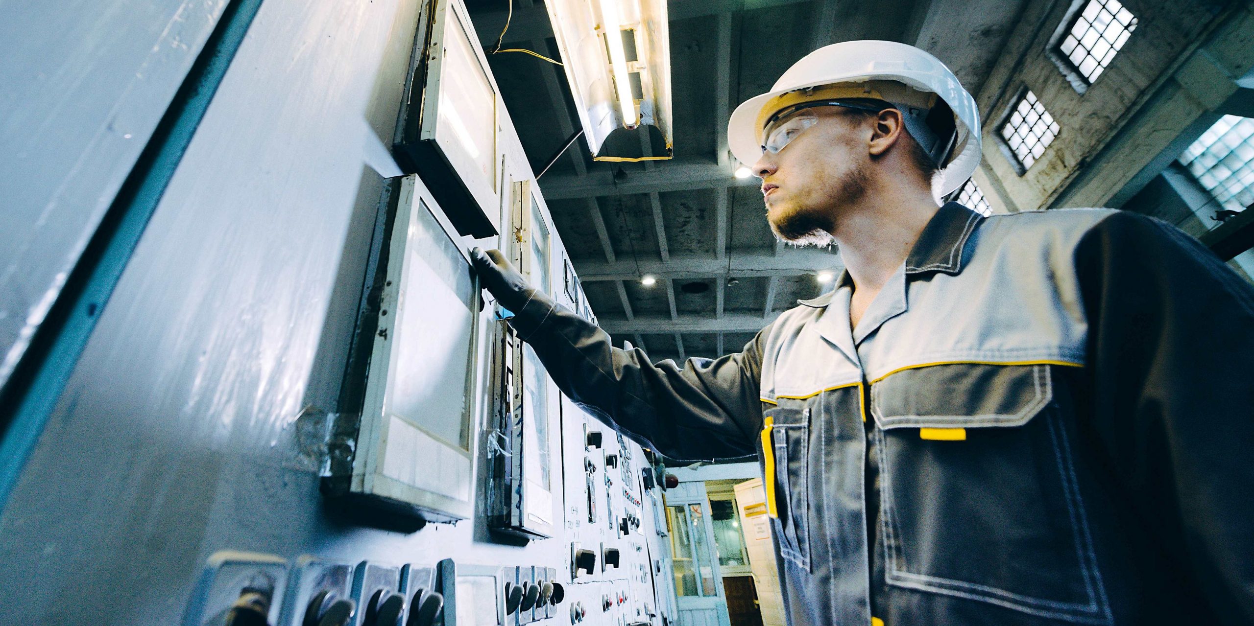 Safety Tips Linked To Housekeeping In Engineering Construction Scaled Aspect Ratio 1160 580