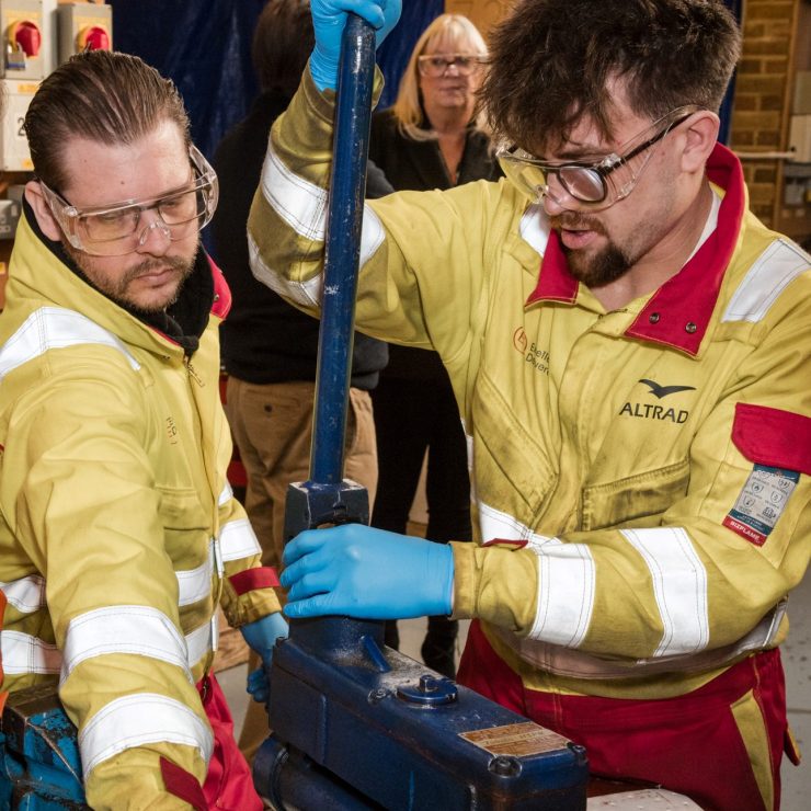 Learners On The ECITB Work Ready New Entrant Programme At SETA In Southampton. Photo By Dave Dodge.