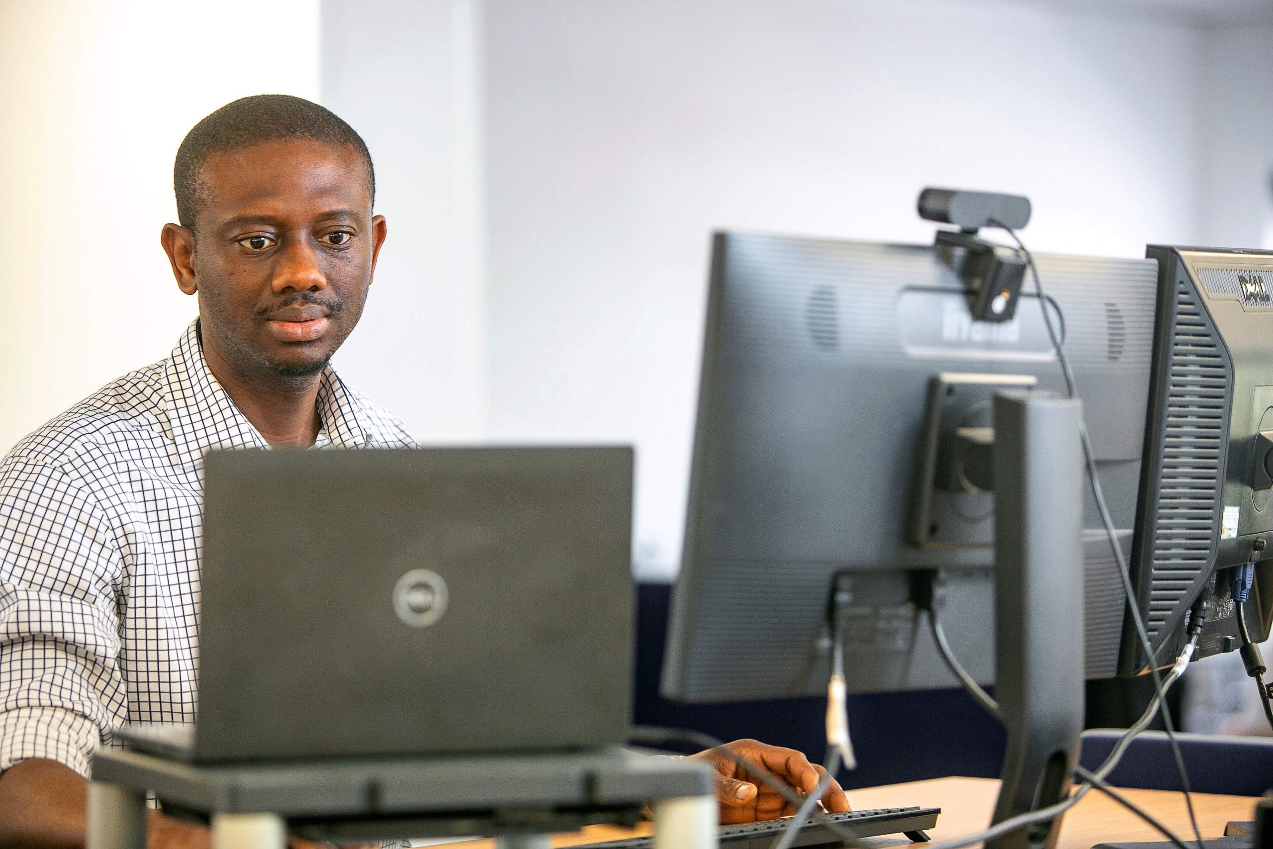 Altrad Sparrows Employee Using The ECITB LXP.